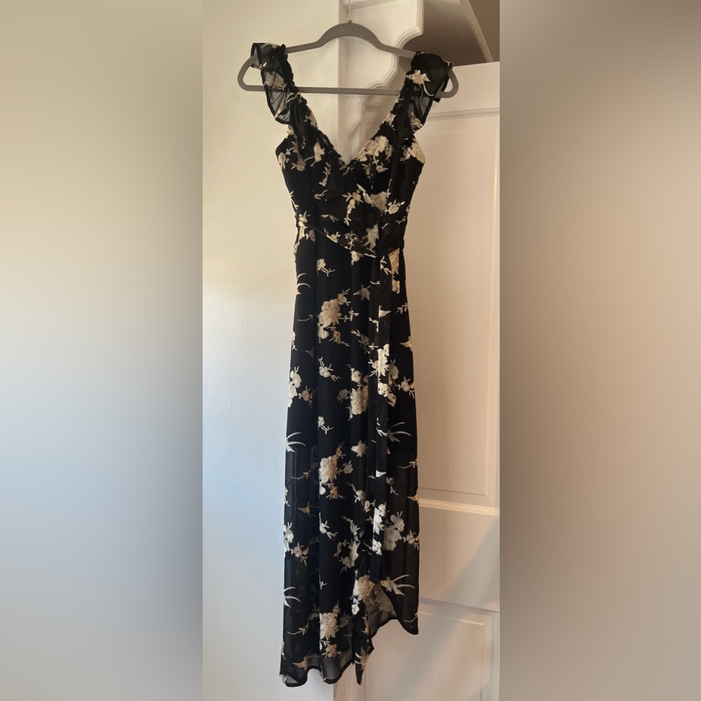 Bardot XS (4) Dress. Worn once.